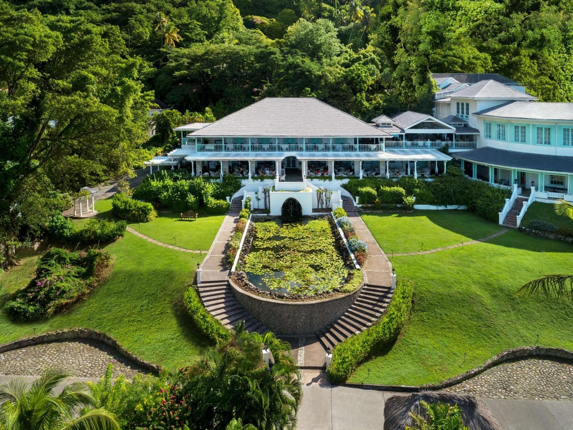 Sugar Beach, A Viceroy Resort Soufriere Exterior photo
