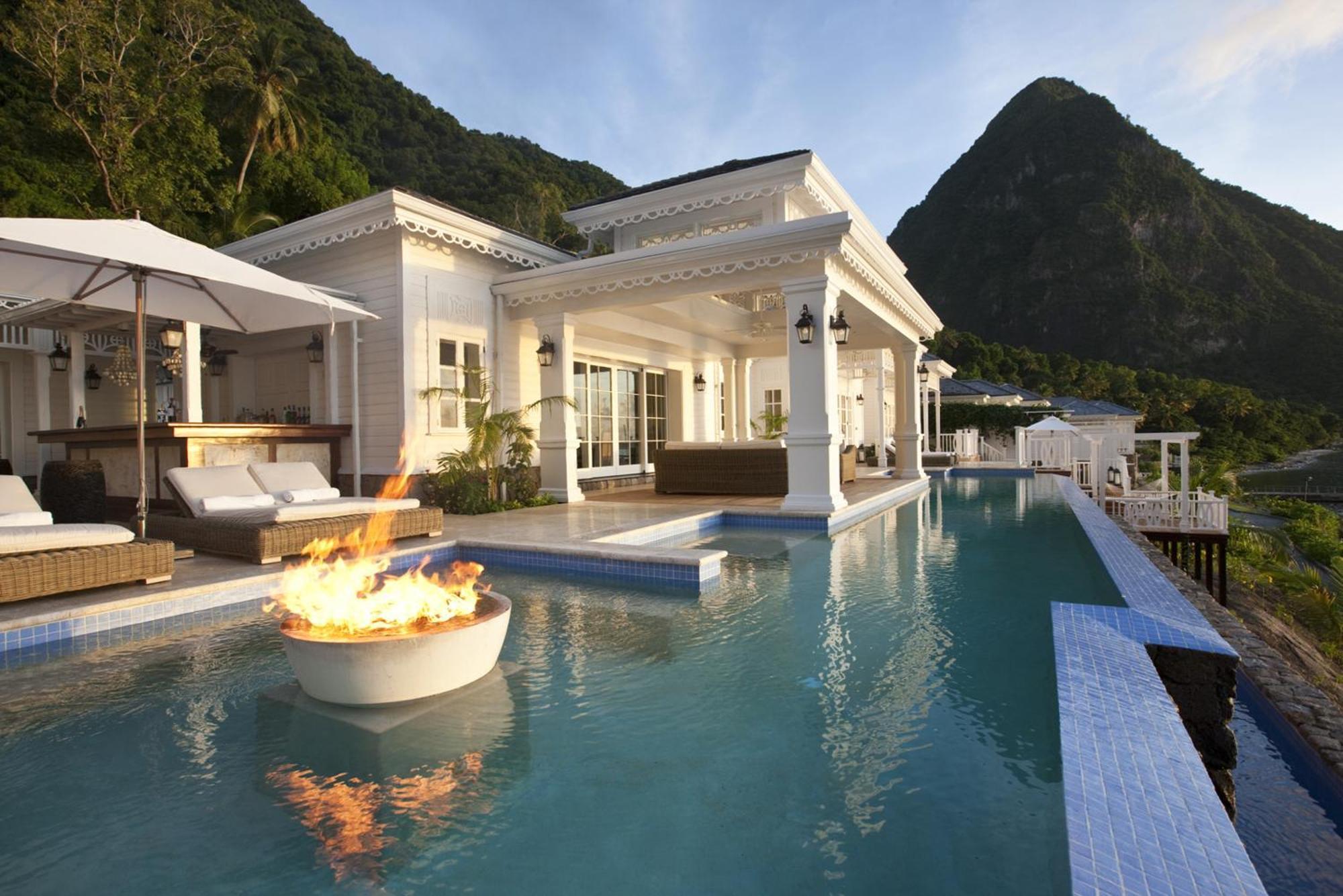 Sugar Beach, A Viceroy Resort Soufriere Exterior photo